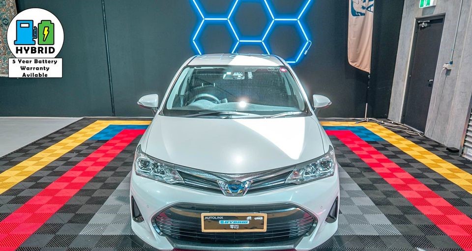 Toyota Corolla Fielder Hybrid G